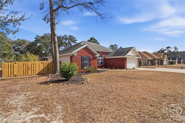 538 Cobblestone Circle, Bloomingdale, GA 31302