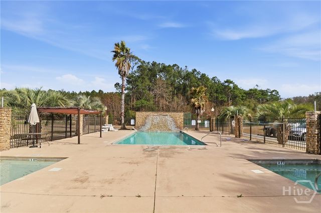 538 Cobblestone Circle, Bloomingdale, GA 31302