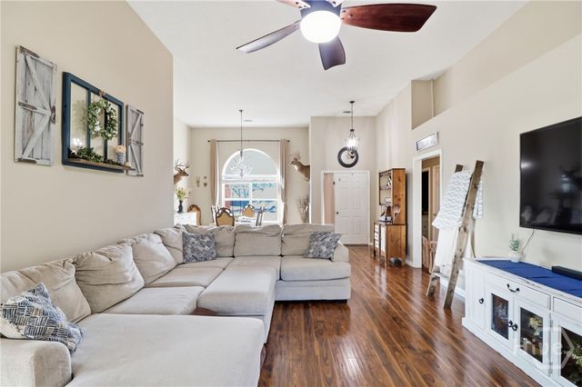 538 Cobblestone Circle, Bloomingdale, GA 31302