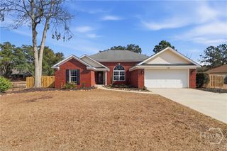 538 Cobblestone Circle, Bloomingdale, GA 31302