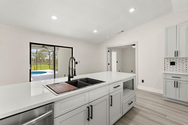 3007 FAYSON CIRCLE, Deltona, FL 32738
