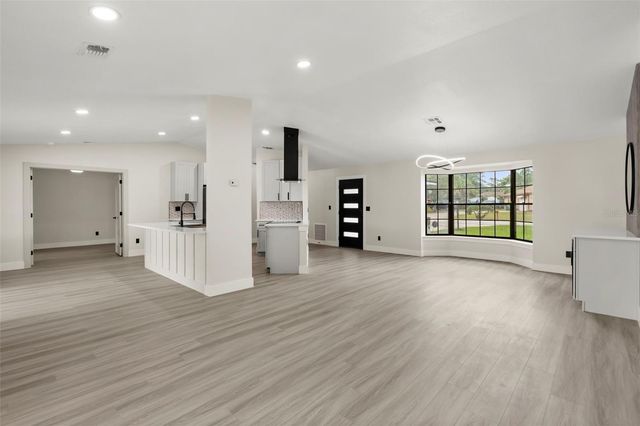 3007 FAYSON CIRCLE, Deltona, FL 32738