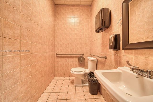 Natural Chicken Grill Business Sale of Franchise or Assets, Miami, FL 33183