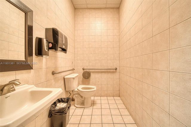 Natural Chicken Grill Business Sale of Franchise or Assets, Miami, FL 33183