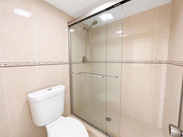 401 Golden Isles Drive 402, Hallandale Beach, FL 33009