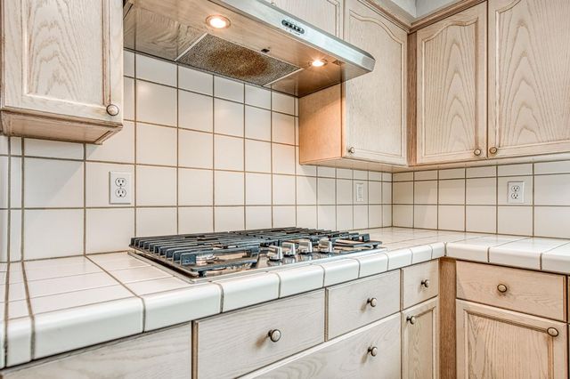 2343 E Chennault Avenue, Fresno, CA 93720