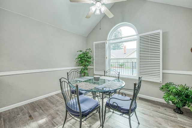 2343 E Chennault Avenue, Fresno, CA 93720