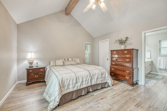 2343 E Chennault Avenue, Fresno, CA 93720