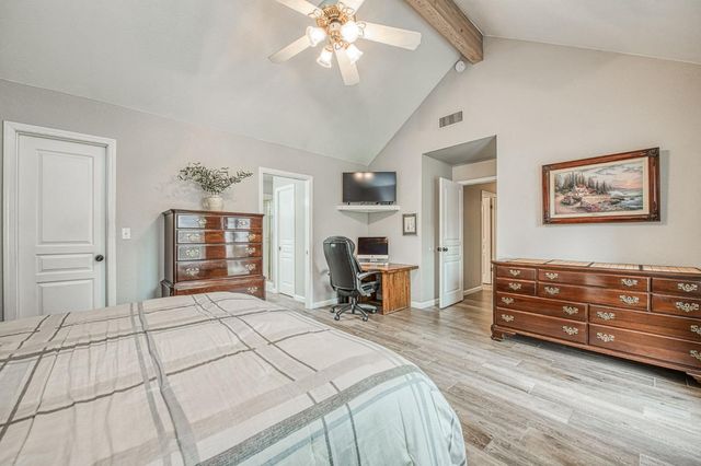 2343 E Chennault Avenue, Fresno, CA 93720