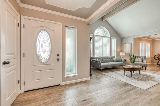 2343 E Chennault Avenue, Fresno, CA 93720