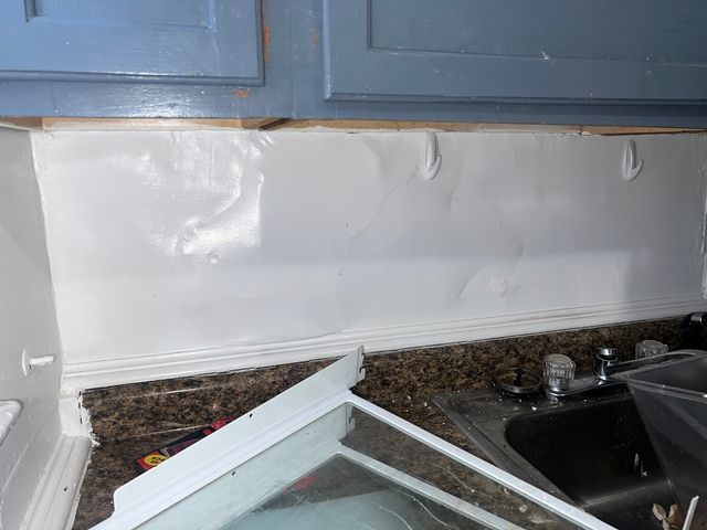 8143 S Colfax Avenue, Chicago, IL 60617