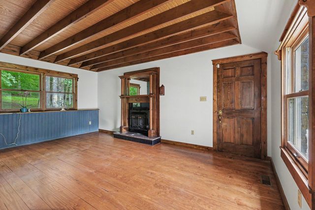 1027 Beaver Road, Walton, KY 41094
