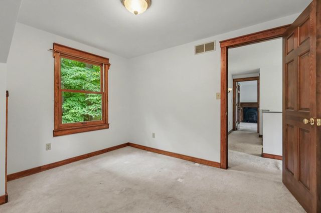1027 Beaver Road, Walton, KY 41094