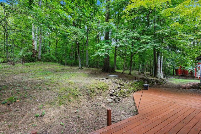 1027 Beaver Road, Walton, KY 41094