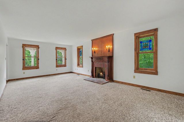 1027 Beaver Road, Walton, KY 41094