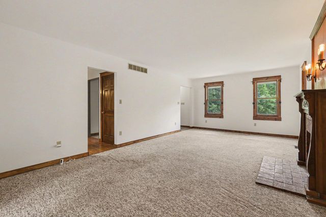 1027 Beaver Road, Walton, KY 41094