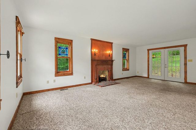 1027 Beaver Road, Walton, KY 41094