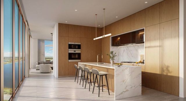 550 S Australian Avenue 305, West Palm Beach, FL 33401