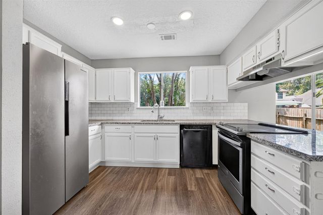 1808 Presidio Street, Friendswood, TX 77546