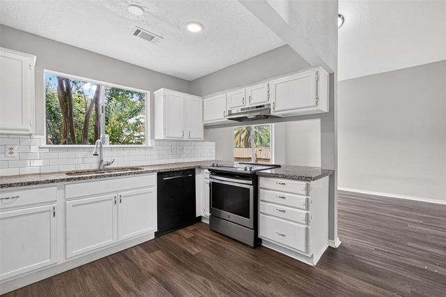 1808 Presidio Street, Friendswood, TX 77546