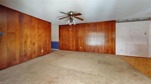 110 Joanne DR, Seaford, VA 23696