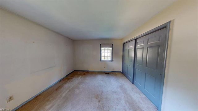 110 Joanne DR, Seaford, VA 23696