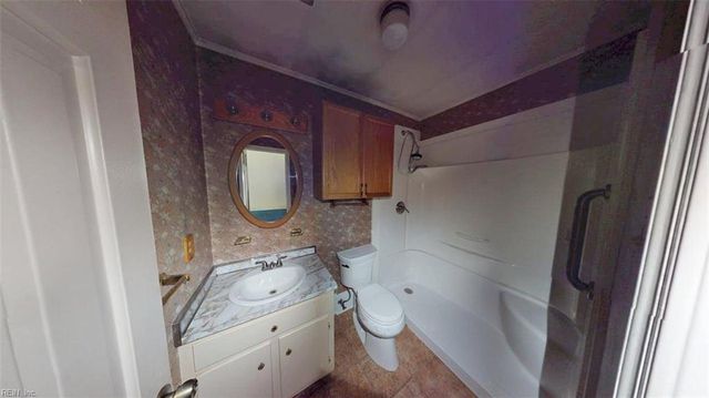110 Joanne DR, Seaford, VA 23696