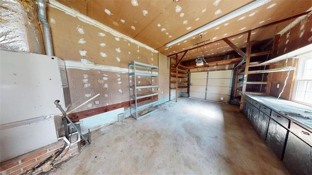 110 Joanne DR, Seaford, VA 23696