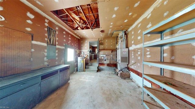 110 Joanne DR, Seaford, VA 23696