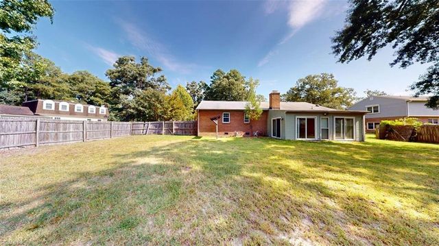 110 Joanne DR, Seaford, VA 23696