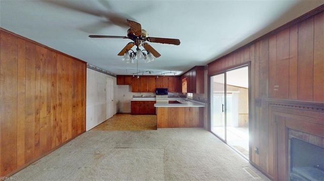 110 Joanne DR, Seaford, VA 23696