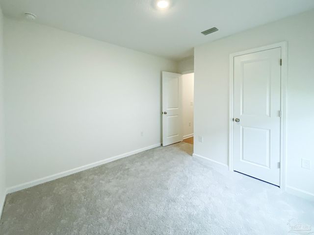 4631 Carlstrom Ln, Pensacola, FL 32507