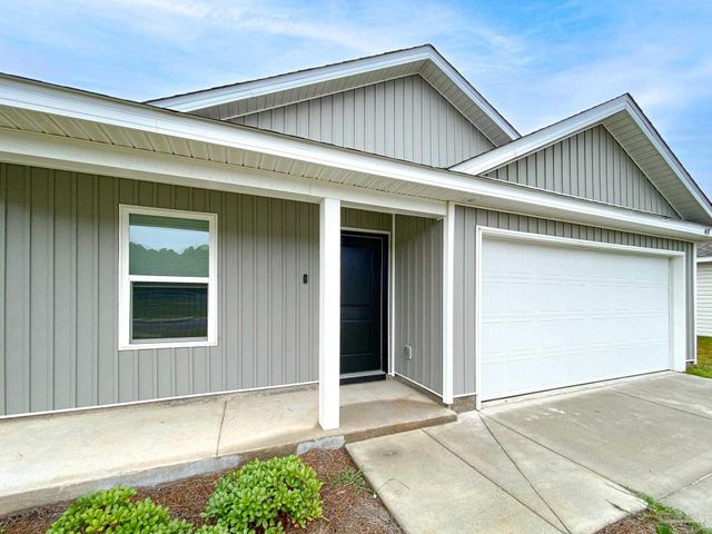 4631 Carlstrom Ln, Pensacola, FL 32507