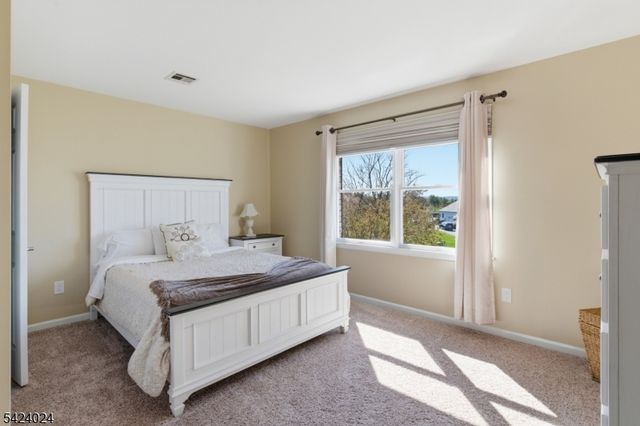 212 Fairfield Ln, Hillsborough Twp., NJ 08844