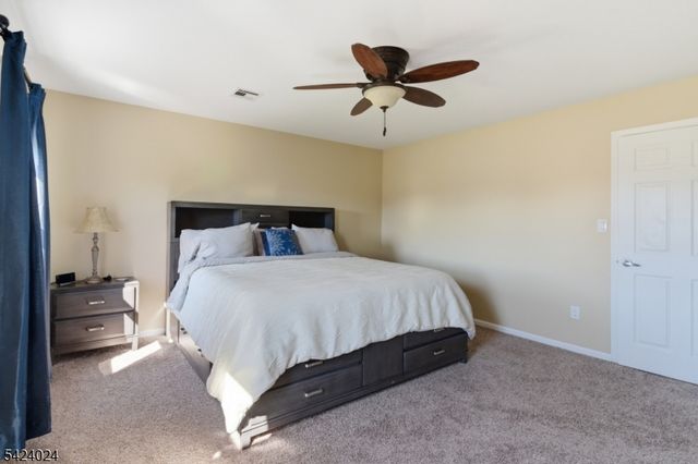 212 Fairfield Ln, Hillsborough Twp., NJ 08844
