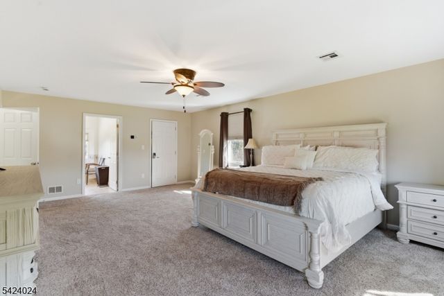 212 Fairfield Ln, Hillsborough Twp., NJ 08844