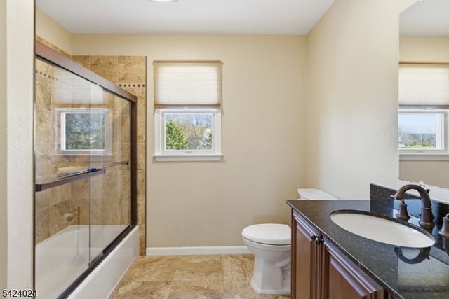 212 Fairfield Ln, Hillsborough Twp., NJ 08844