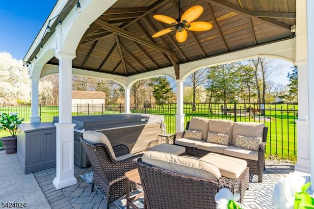 212 Fairfield Ln, Hillsborough Twp., NJ 08844