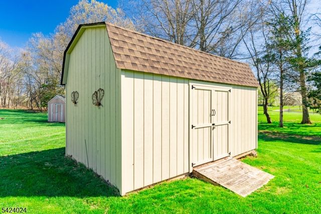 212 Fairfield Ln, Hillsborough Twp., NJ 08844
