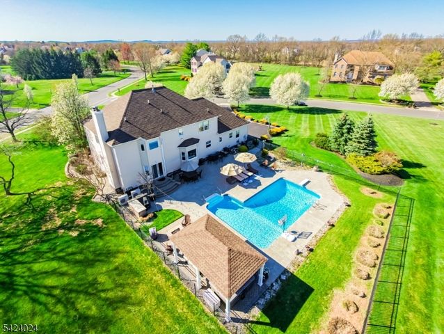 212 Fairfield Ln, Hillsborough Twp., NJ 08844