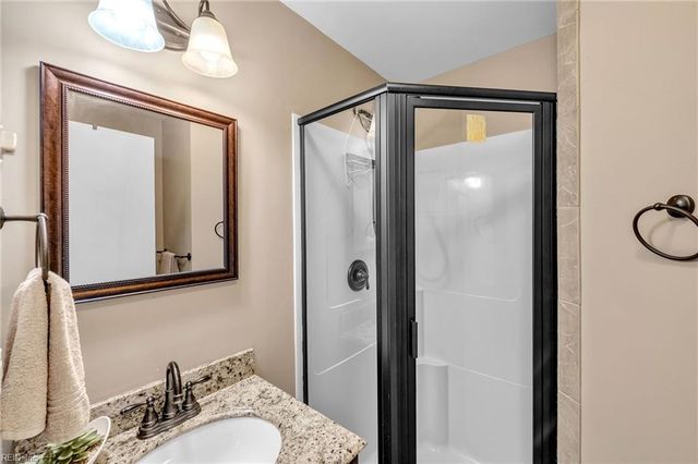 107 Linda DR, Newport News, VA 23608