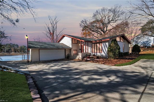 107 Linda DR, Newport News, VA 23608