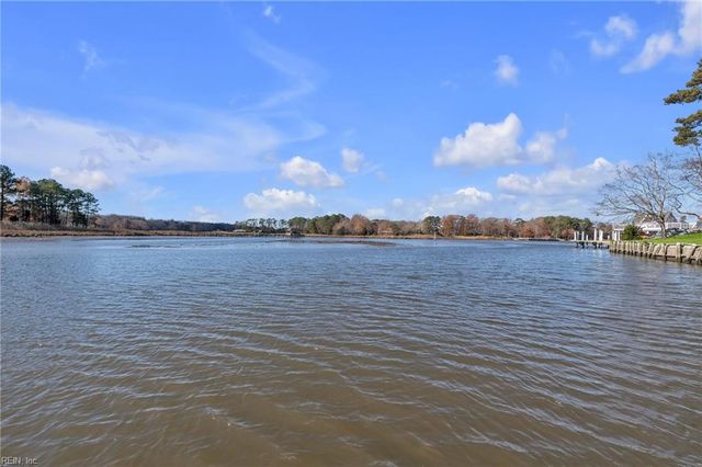 107 Linda DR, Newport News, VA 23608