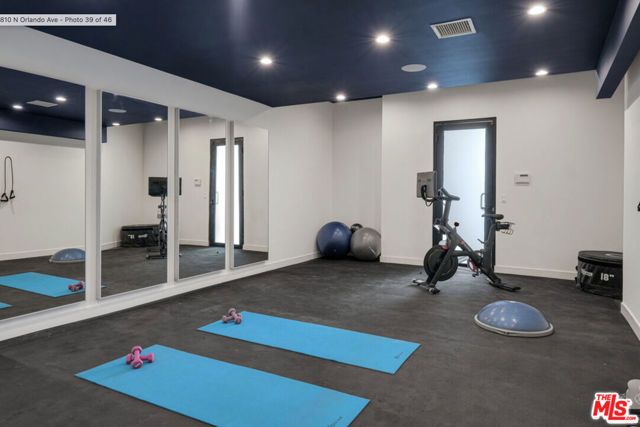 810 N Orlando Avenue, West Hollywood, CA 90069