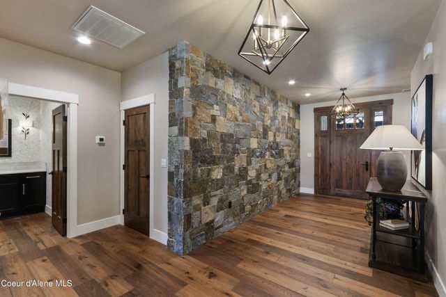 403 Slaveck, Dover, ID 83825