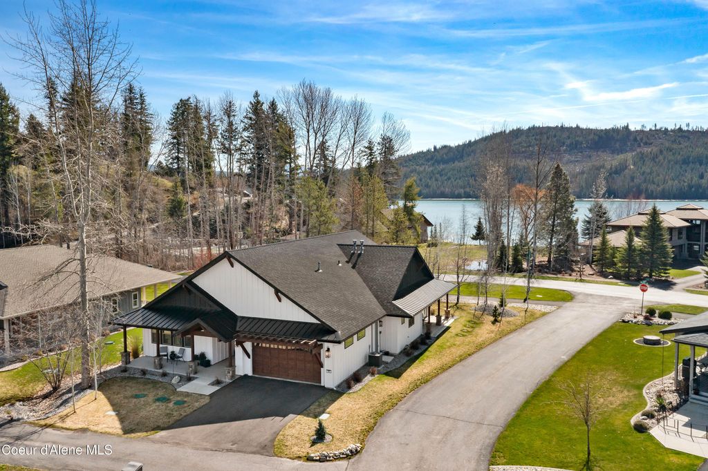 403 Slaveck, Dover, ID 83825