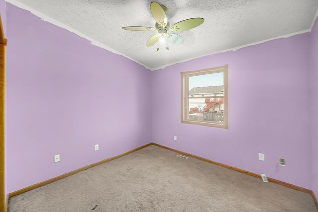 7396 Kestrel Street, Hobart, IN 46342