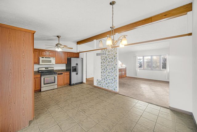 7396 Kestrel Street, Hobart, IN 46342