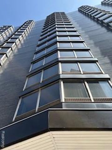 8200 Jefferson Avenue 1201, Detroit, MI 48214