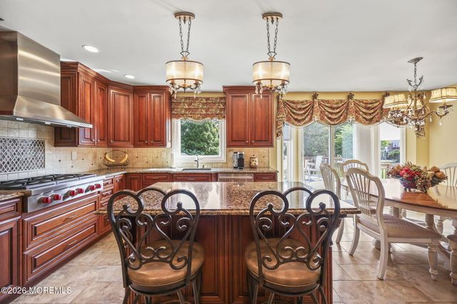 9 Nancy Road, Marlboro, NJ 07746